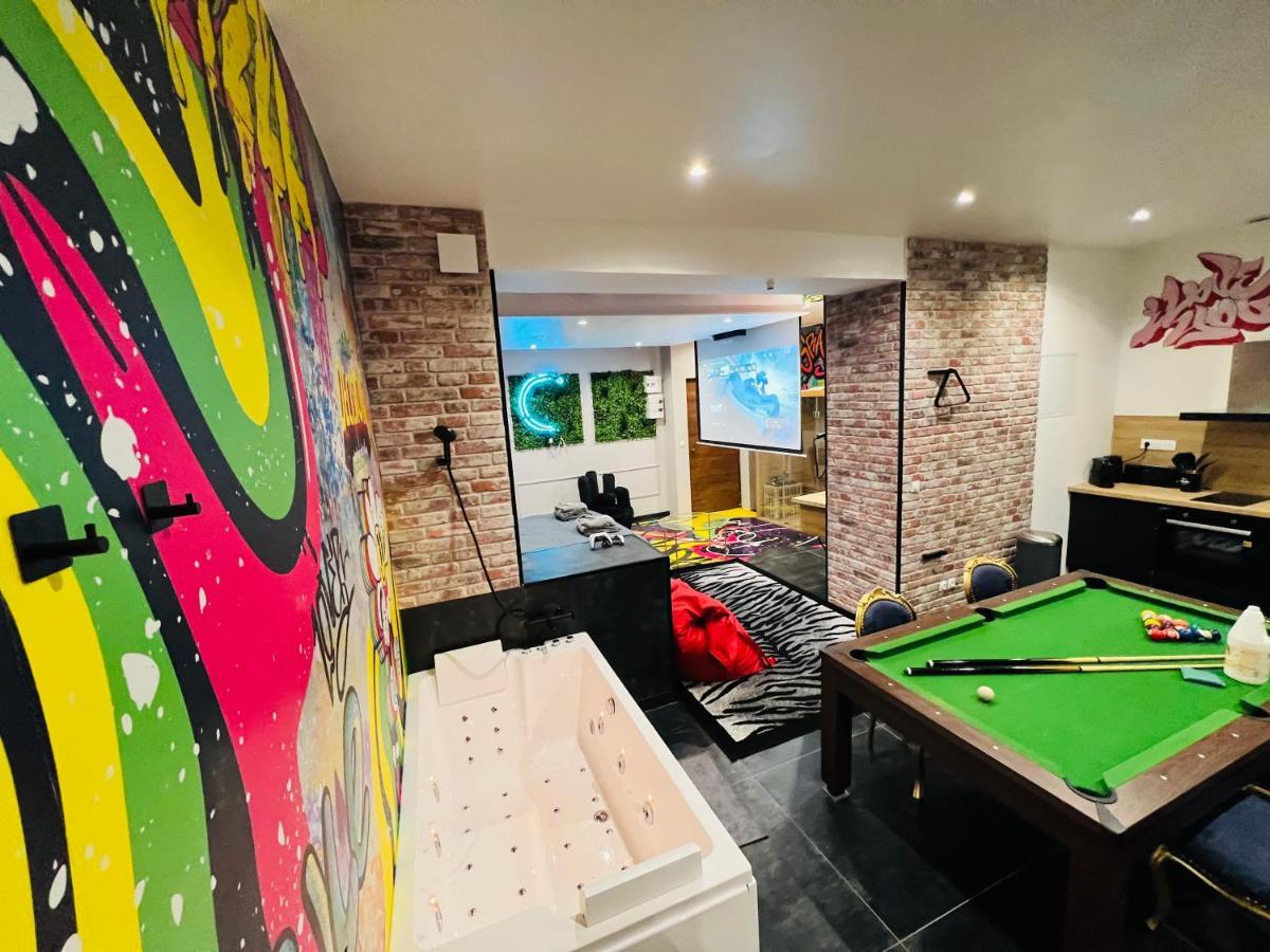 Capsule Street Art - Sauna- Jacuzzi - Playstation 5 - Billard - Netflix - Home Cinema - Terrasse Douai Exteriér fotografie